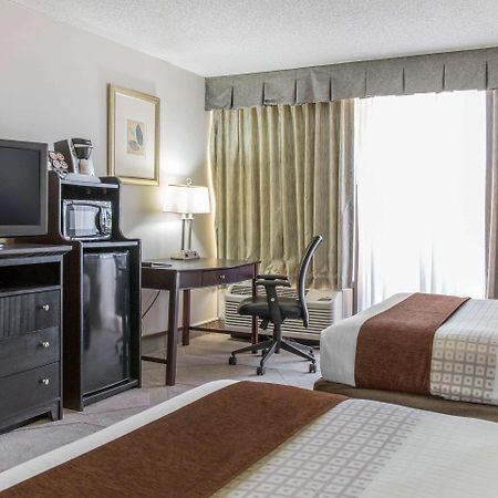 Clarion Hotel Orlando International Airport Экстерьер фото