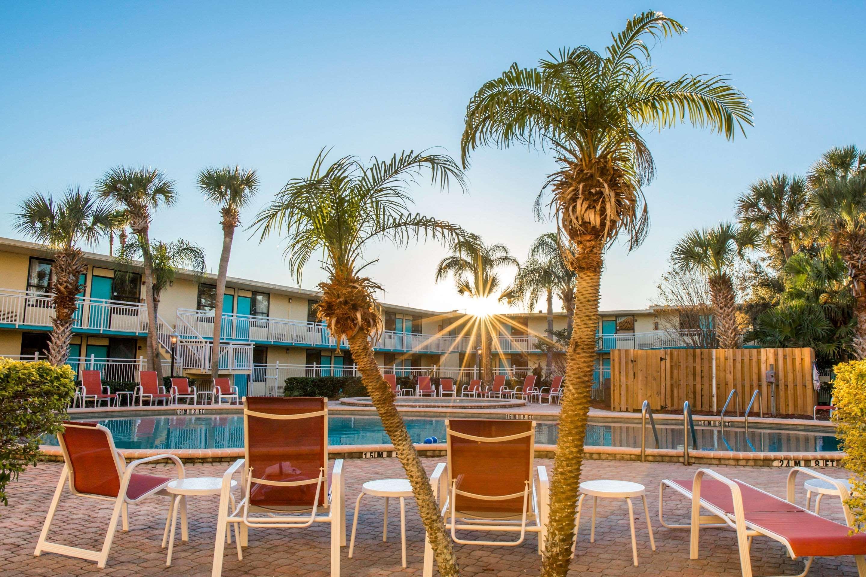 Clarion Hotel Orlando International Airport Экстерьер фото