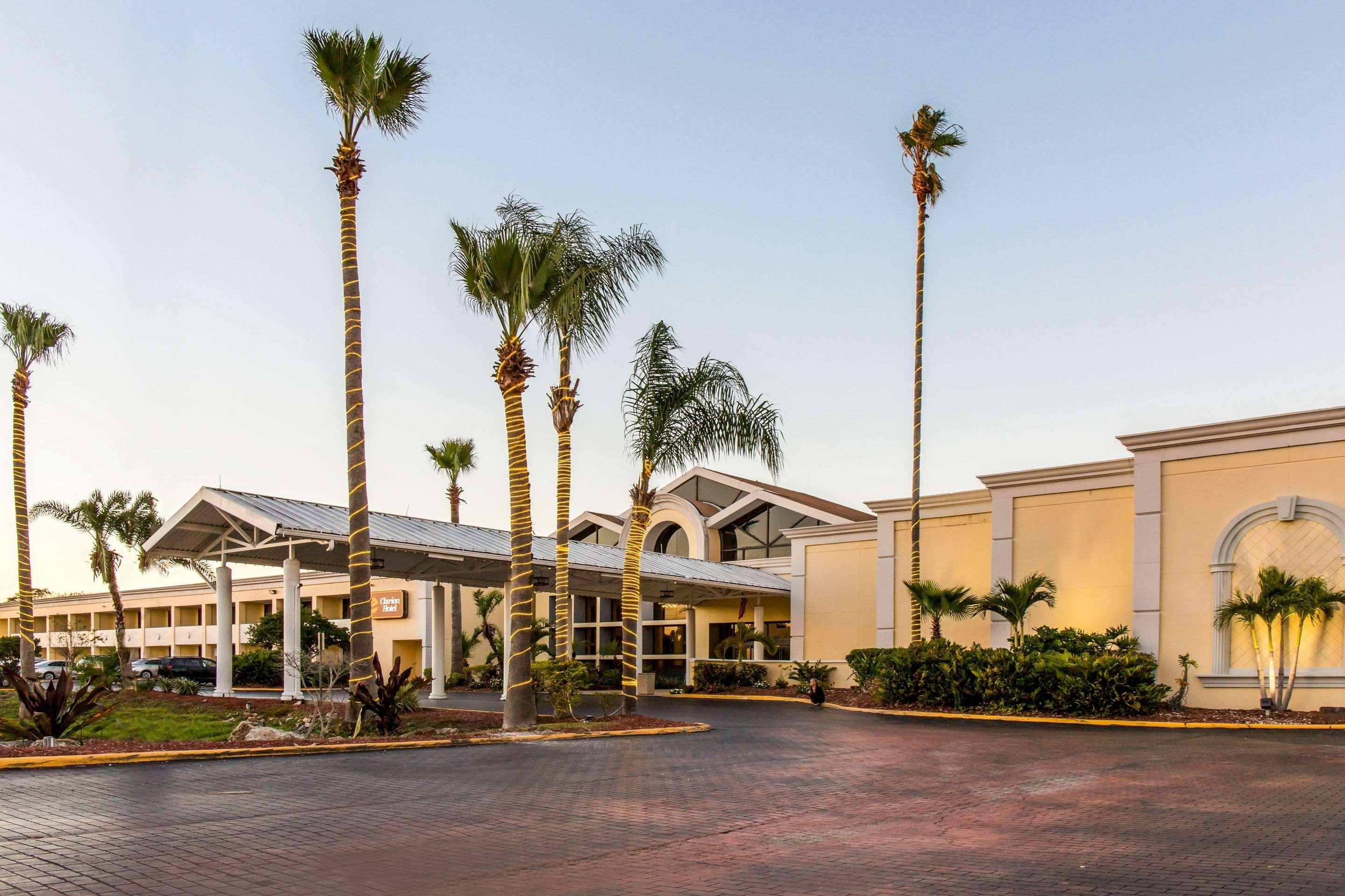 Clarion Hotel Orlando International Airport Экстерьер фото