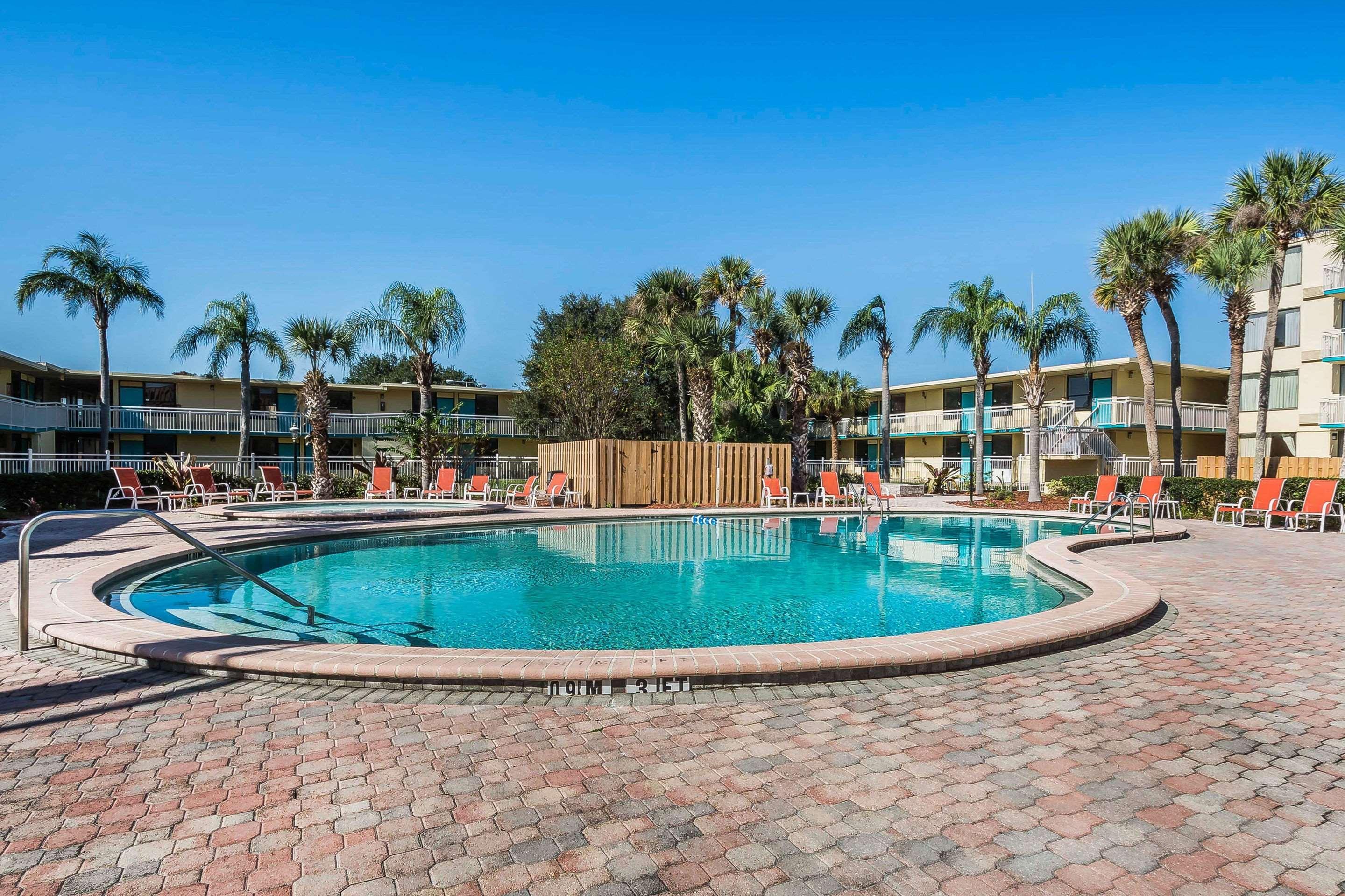 Clarion Hotel Orlando International Airport Экстерьер фото