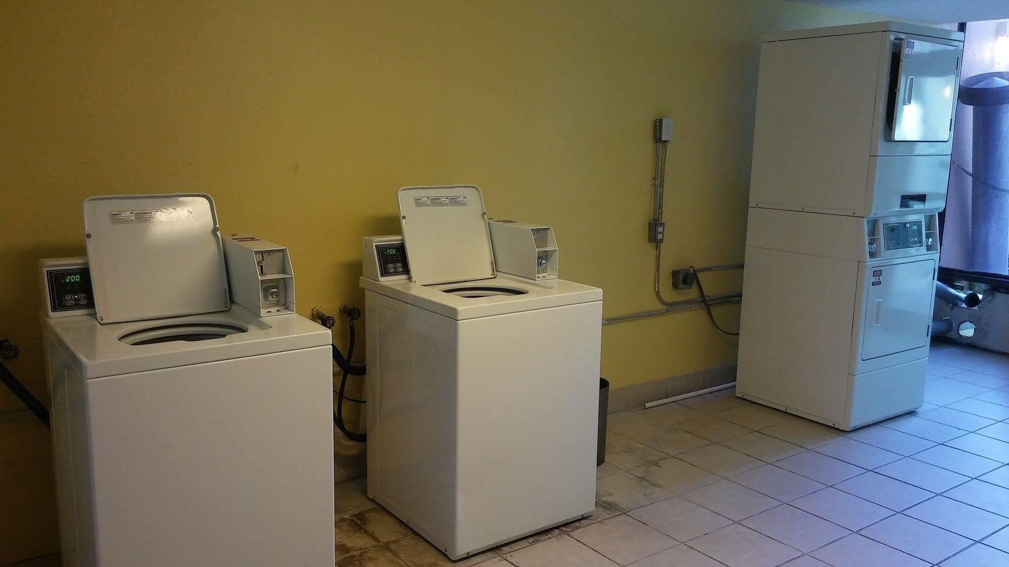 Clarion Hotel Orlando International Airport Экстерьер фото